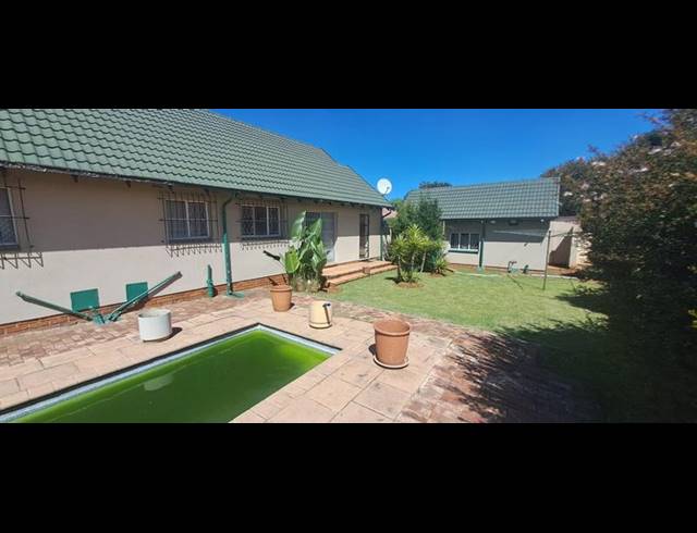 3 BEDROOM HOUSE FOR SALE IN PARKRAND